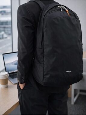 Bellroy Lite Daypack 20L Backpack Black Lightweight Travel Tech Bag NWT